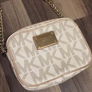 Crossbody. Michael Kors. Purse.